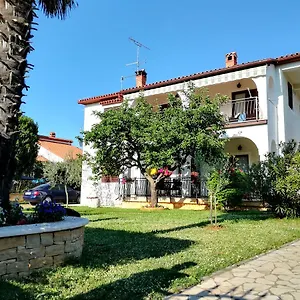 Nina Poreč Porec